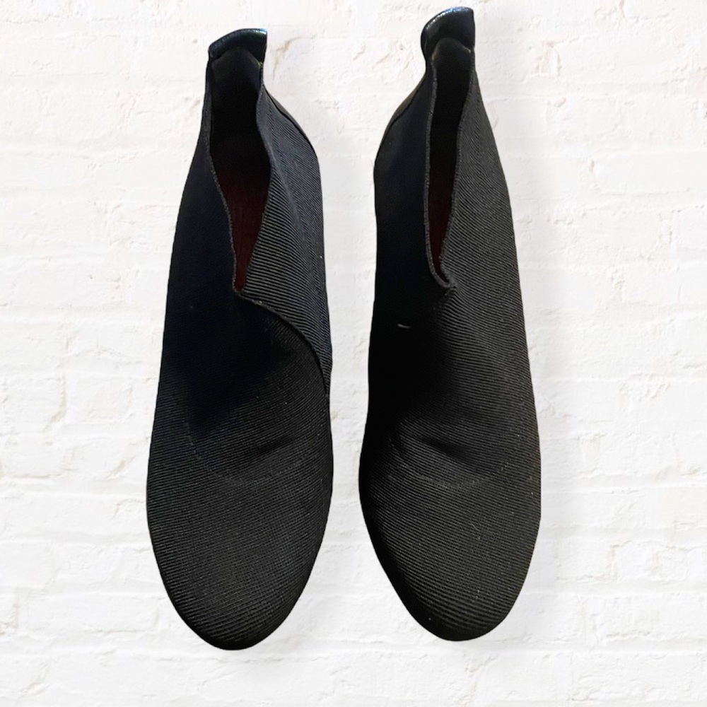 Kenneth Cole Gentle Comfort Black Ankle Boots